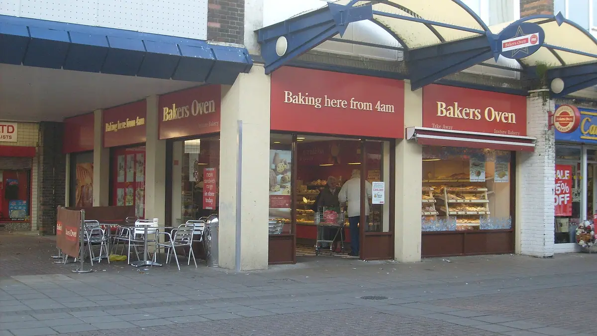 C & J’s Bakery – bakery in Cinderford town centre